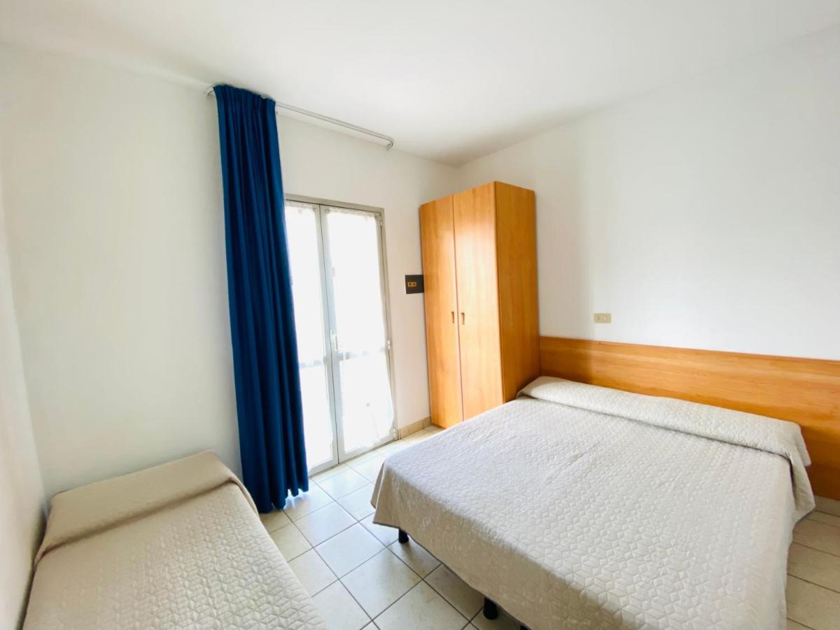 Апартаменты Augustus - Piazza Mazzini - Vicino Al Mare - Immobil Relax Лидо-ди-Езоло Экстерьер фото